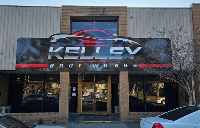 Kelley Body Works workshop gallery image