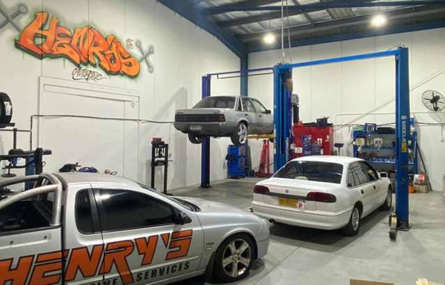 Henry's Automotive workshop gallery image