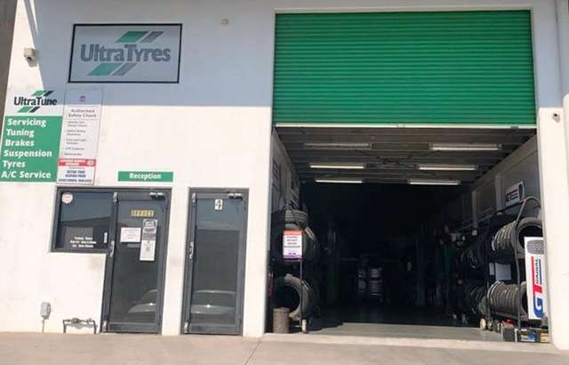 Ultra Tune Albion Park workshop gallery image