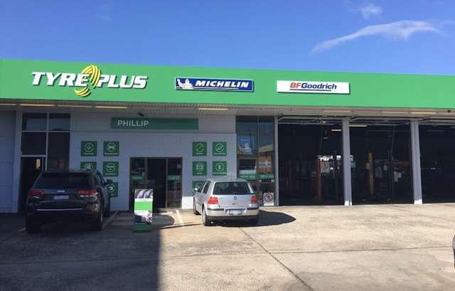 Tyreplus Phillip workshop gallery image