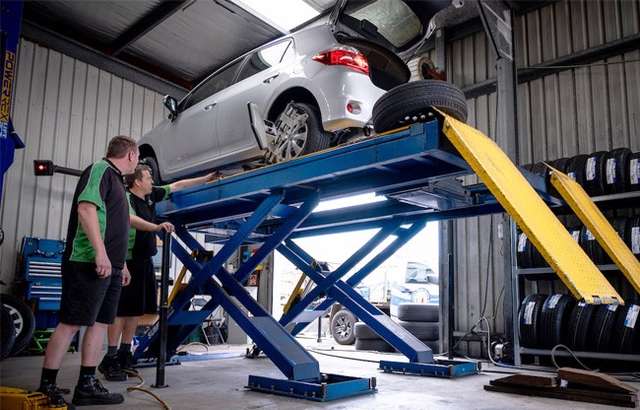 Nitro Crew Wheels & Tyres Wynnum workshop gallery image