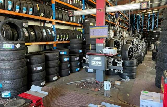 Hi5 Tyres And Auto workshop gallery image