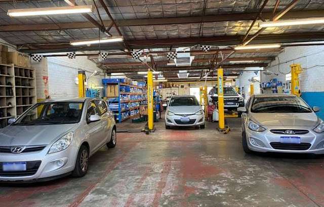 Autorite Service Centre workshop gallery image