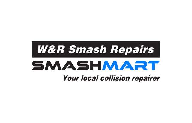 W & R Smash Repairs workshop gallery image