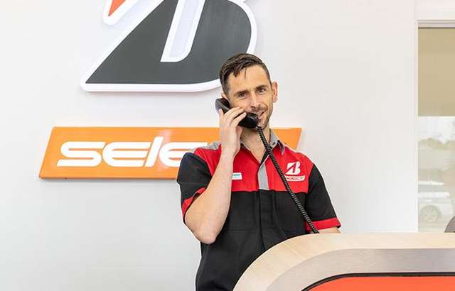 Bridgestone Select Tyre & Auto Sunbury workshop gallery image
