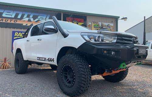 Central Auto 4X4 workshop gallery image