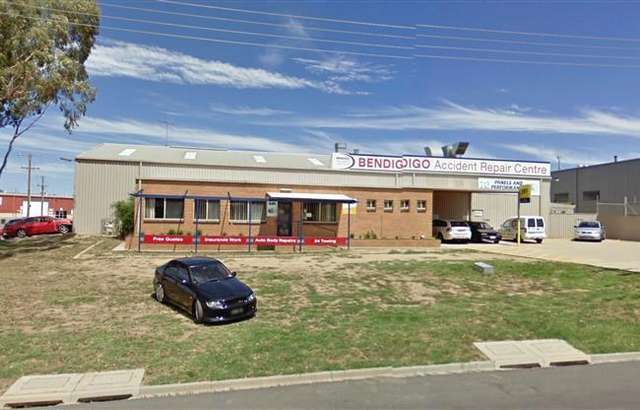 Bendigo Accident Repair Centre workshop gallery image