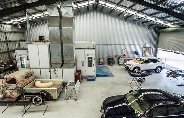 Carlink Auto Body Repairs workshop gallery image