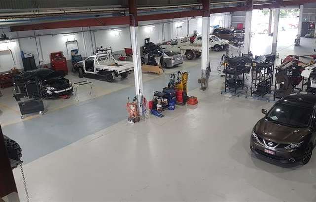 Willmot Smash Repair Specialist workshop gallery image