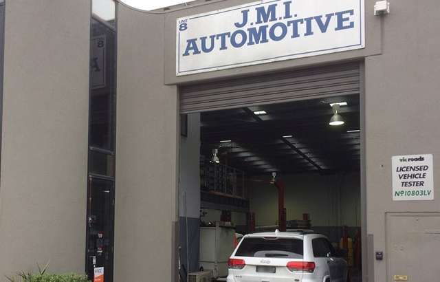 JMI Automotive workshop gallery image