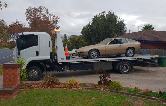 Hello Towing workshop gallery image