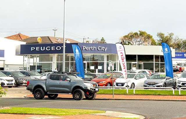 Perth City Skoda workshop gallery image