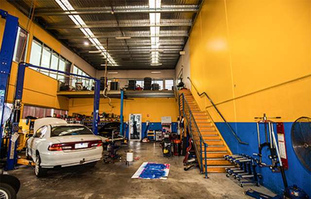 Rapid Tune Kilsyth workshop gallery image