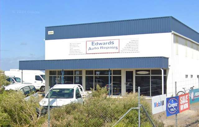 Edwards Auto Repairs workshop gallery image