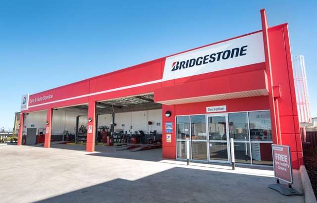 Bridgestone Select Tyre & Auto Pakenham workshop gallery image