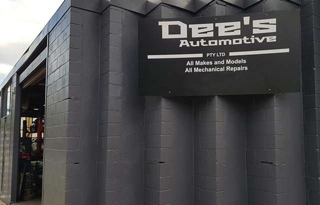 Dee's Automotive Pty Ltd workshop gallery image