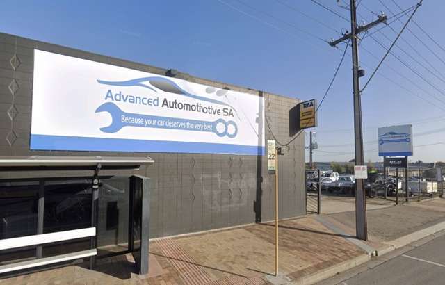 Advanced Automotive SA workshop gallery image