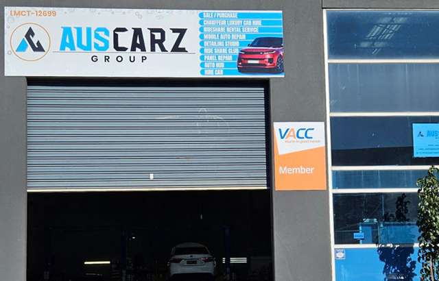 AusCarz Auto Hub workshop gallery image