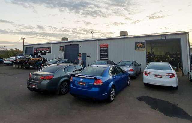 Affordable Automotive workshop gallery image