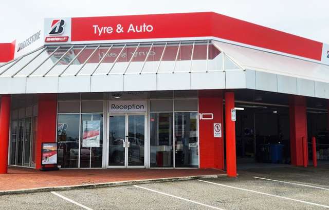 Bridgestone Select Tyre & Auto Osborne Park workshop gallery image