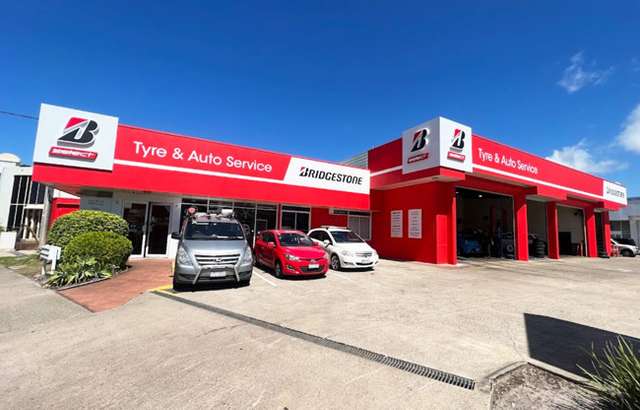 Bridgestone Select Tyre & Auto Maroochydore workshop gallery image