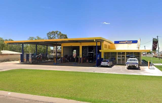 Goodyear Autocare Roma workshop gallery image