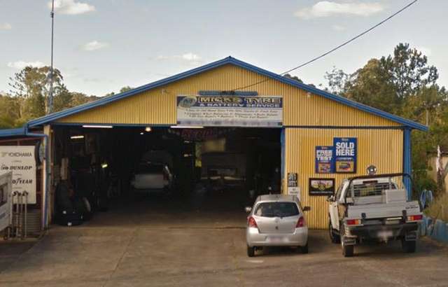 Micks Tyre and Battery Pty Ltd workshop gallery image