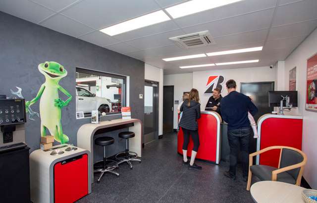 Bridgestone Select Tyre & Auto Huntlee workshop gallery image