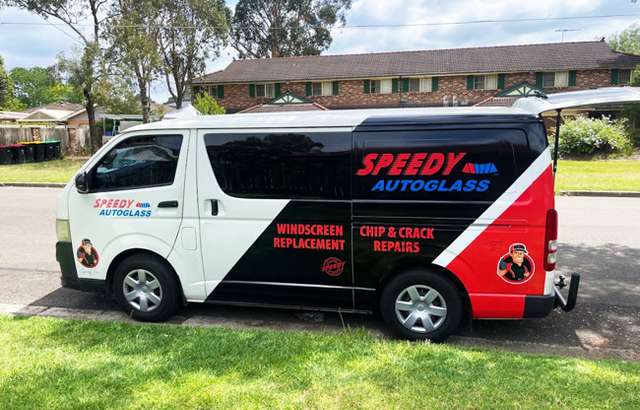 Speedy Autoglass Darwin workshop gallery image