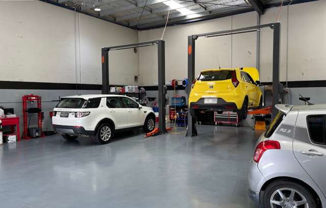 JD Auto workshop gallery image