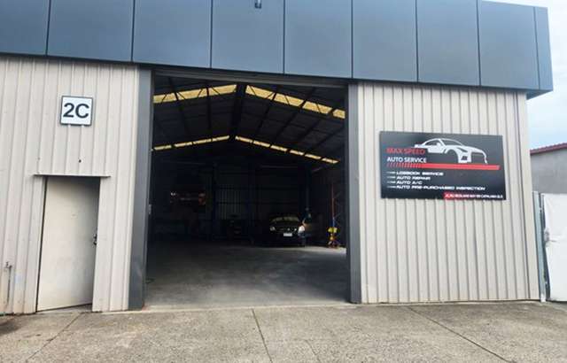 Max Speed Auto workshop gallery image