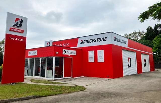 Bridgestone Select Tyre & Auto Morayfield workshop gallery image