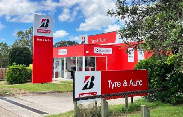 Bridgestone Select Tyre & Auto Morayfield workshop gallery image