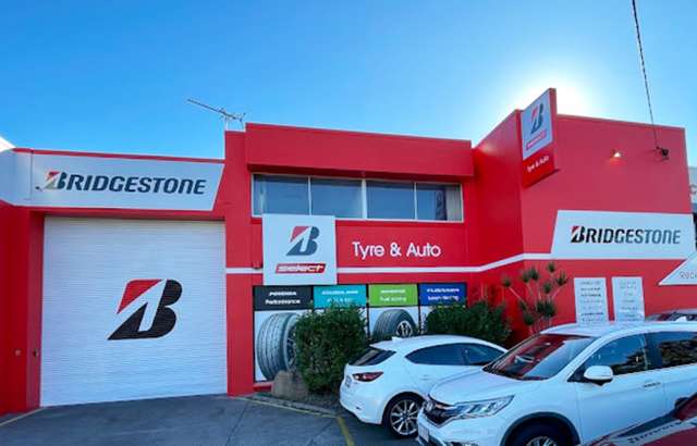 Bridgestone Select Tyre & Auto Hendra workshop gallery image