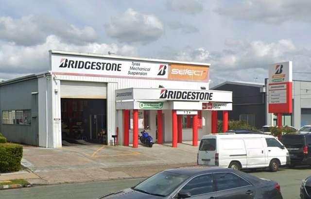 Bridgestone Select Tyre & Auto Harbour Town workshop gallery image