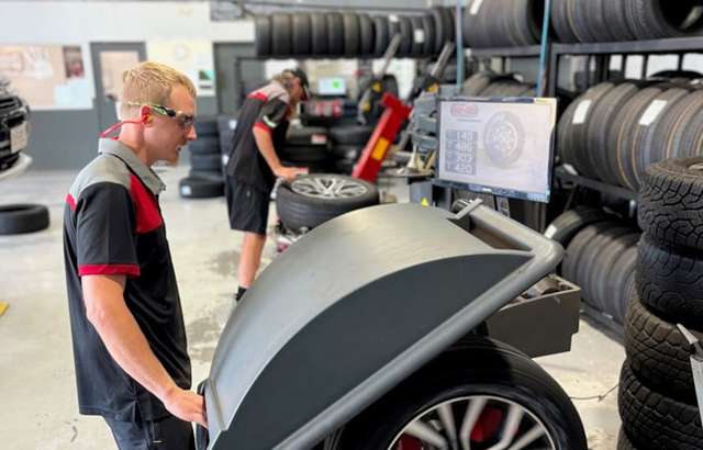 Bridgestone Select Tyre & Auto Hervey Bay workshop gallery image