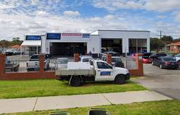 B & M Automotive Service Centre image