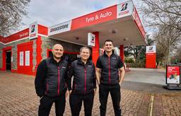 Bridgestone Select Tyre & Auto Hawthorn image