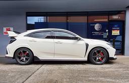 Platinum Garage image