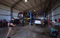 KMI Auto image