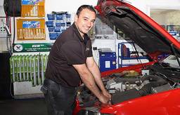 Express Lube Tuggerah image