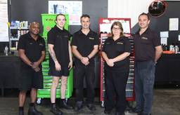 Express Lube Woy Woy image