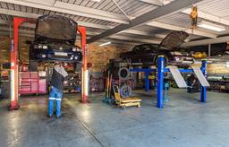A & L Transmissions Centre image