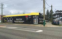 Peel Tinting and Windscreens image