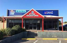 Eyre Radiators & 4WD image