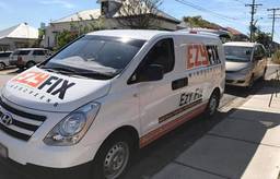 Ezy Fix Windscreens Brisbane image