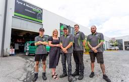 Tyre & Mechanical World Ormeau image