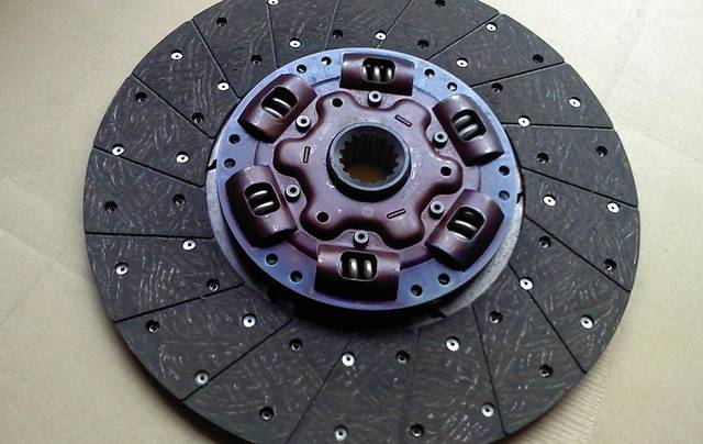 Clutch disc replacement