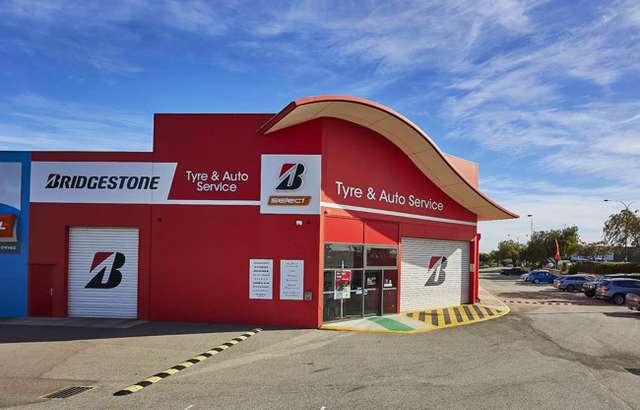 Bridgestone Select Tyre & Auto Clarkson workshop gallery image