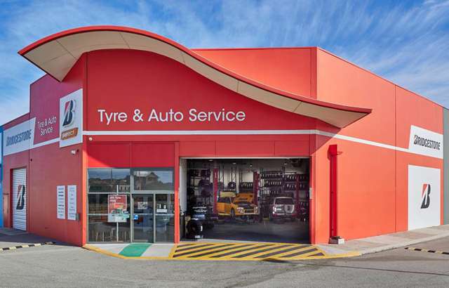 Bridgestone Select Tyre & Auto Clarkson workshop gallery image